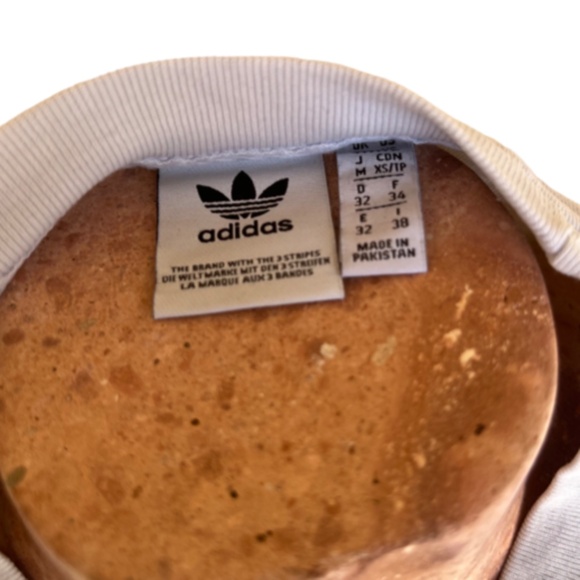 Adidas Tee - Picture 5 of 5